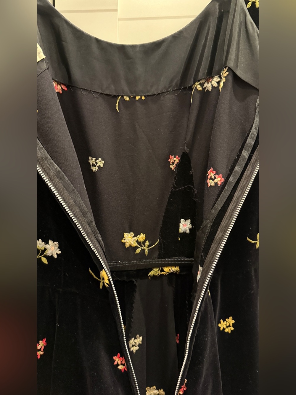Vintage 1950s Anne Fogarty Embroidered Black Velvet  Fit & Flare Midi Dress S 4 - Picture 9 of 11